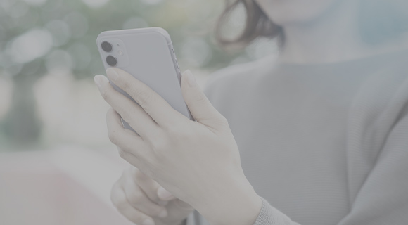お忙しい方のためにも隔週で土日も診療WEB・LINEからいつでも予約可能